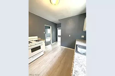 877 Hammel Street, Akron, OH 44306 - Photo 5