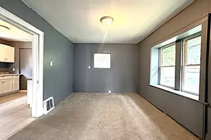 877 Hammel St, Akron, OH 44306 - Photo 11