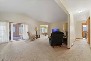 28 Lake Park Rd, Conneaut, OH 44030 - Photo 7