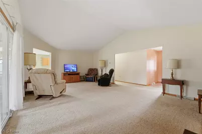 28 Lake Park Road, Conneaut, OH 44030 - Photo 9