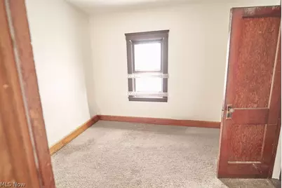 6511 Fullerton Avenue, Loveland, OH 44105 - Photo 9