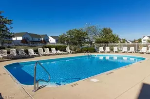 633 Lakeview Dr S, Grove City, OH 43123 - Photo 7