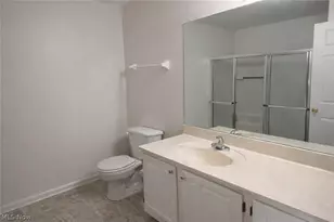 633 Lakeview Dr S, Grove City, OH 43123 - Photo 29