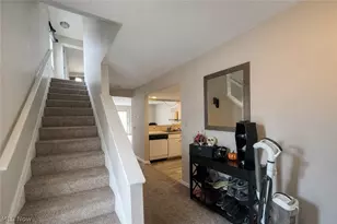 633 Lakeview Dr S, Grove City, OH 43123 - Photo 17