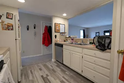 633 Lakeview Drive S, Grove City, OH 43123 - Photo 15