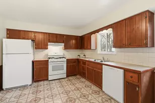 1285 Gale Dr, Kent, OH 44240 - Photo 13