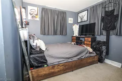 438 N Lincoln Avenue, Barnesville, OH 43713 - Photo 13