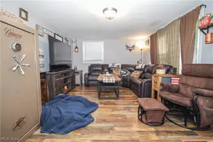 438 N Lincoln Ave, Barnesville, OH 43713 - Photo 7