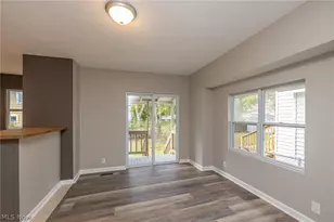 2278 26th St SW, Akron, OH 44314 - Photo 5