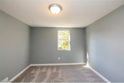 2278 26th Street SW, Akron, OH 44314 - Photo 19
