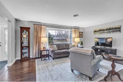 10152 Lynn Drive, North Royalton, OH 44133 - Photo 7