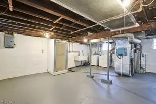 1153 Lily St, Akron, OH 44301 - Photo 23