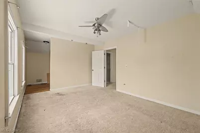 1474 Winchester Avenue, Oakwood, OH 44107 - Photo 13