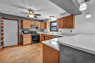 1057 Ty Dr, Medina, OH 44256 - Photo 11