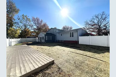 7610 Royal Ridge Drive, Parma, OH 44129 - Photo 19