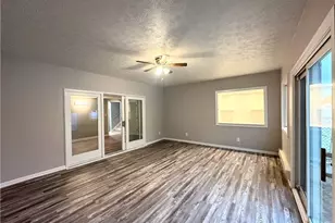 7610 Royal Ridge Dr, Parma, OH 44129 - Photo 15