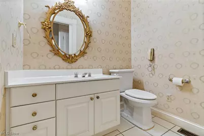 2520 Glenmont Road NW, Canton, OH 44708 - Photo 31