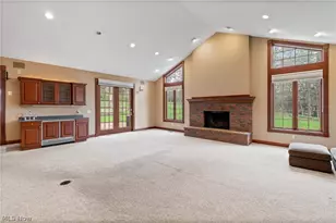 2520 Glenmont Rd NW, Canton, OH 44708 - Photo 11