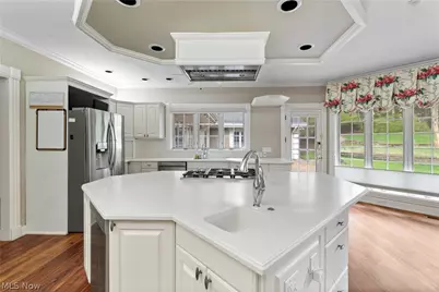 2520 Glenmont Road NW, Canton, OH 44708 - Photo 9