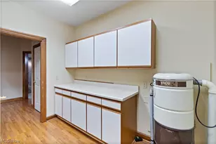 2520 Glenmont Rd NW, Canton, OH 44708 - Photo 31