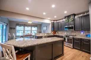 7674 Knollridge Ave NE, Canton, OH 44721 - Photo 13