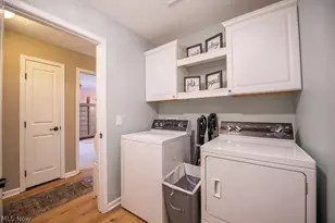 7674 Knollridge Ave NE, Canton, OH 44721 - Photo 25