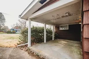 203 Clark Dr, Marietta, OH 45750 - Photo 3