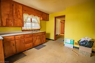 203 Clark Dr, Marietta, OH 45750 - Photo 7