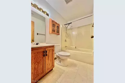 620 Topaz Lane, Brunswick, OH 44212 - Photo 13