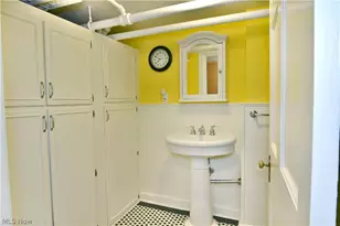 641 Fairway Dr NE, Warren, OH 44483 - Photo 43