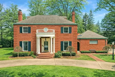 641 Fairway Drive NE, Warren, OH 44483 - Photo 1