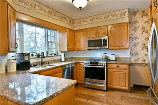 641 Fairway Dr NE, Warren, OH 44483 - Photo 13