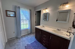 13566 Stoney Springs Dr, Chardon, OH 44024 - Photo 31