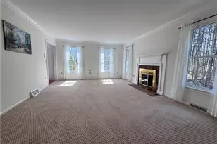 13566 Stoney Springs Dr, Chardon, OH 44024 - Photo 9