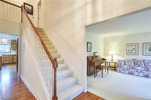 2987 Woodcrest Dr, Fairlawn, OH 44333 - Photo 3