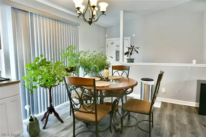 2401 Stewart Drive NW, Warren, OH 44485 - Photo 9