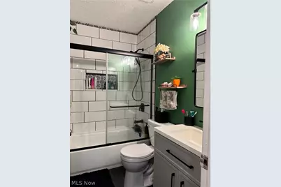 951 Kirkwall Drive, Akron, OH 44321 - Photo 35