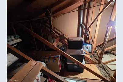 951 Kirkwall Drive, Akron, OH 44321 - Photo 39