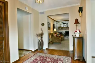 9271 Hillview Dr NE, Warren, OH 44484 - Photo 5