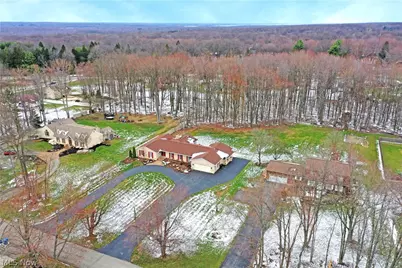 9271 Hillview Drive NE, Warren, OH 44484 - Photo 49