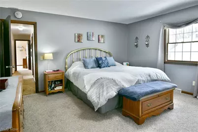 9271 Hillview Drive NE, Warren, OH 44484 - Photo 35