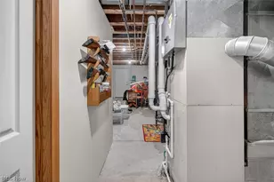 9265 Georgetown St, Louisville, OH 44641 - Photo 29