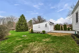 30646 Lorain Rd, North Olmsted, OH 44070 - Photo 23