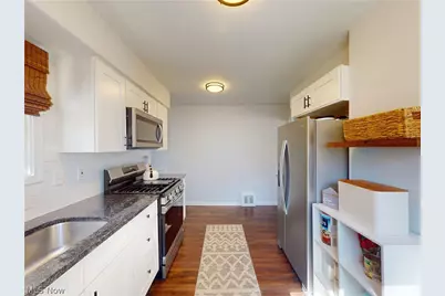 5406 Karen Isle Drive, Willoughby, OH 44094 - Photo 11