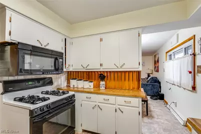 73 Kline Avenue, Mogadore, OH 44260 - Photo 11