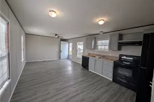 235 Cedar Brook Dr, Elyria, OH 44035 - Photo 9