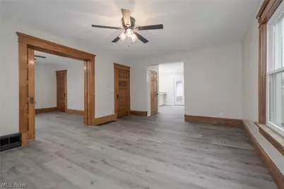 509 Wilson Street, Malvern, OH 44644 - Photo 5