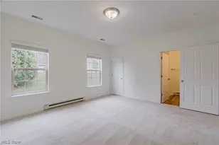 2477 Waterford Pointe Dr, Kent, OH 44240 - Photo 11