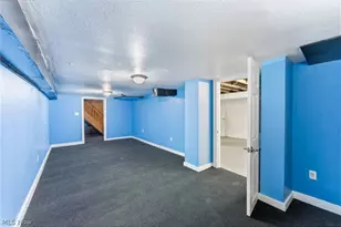 563 Geneva Ave, Struthers, OH 44471 - Photo 23