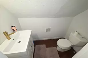 7104 Colfax Rd, Loveland, OH 44104 - Photo 21